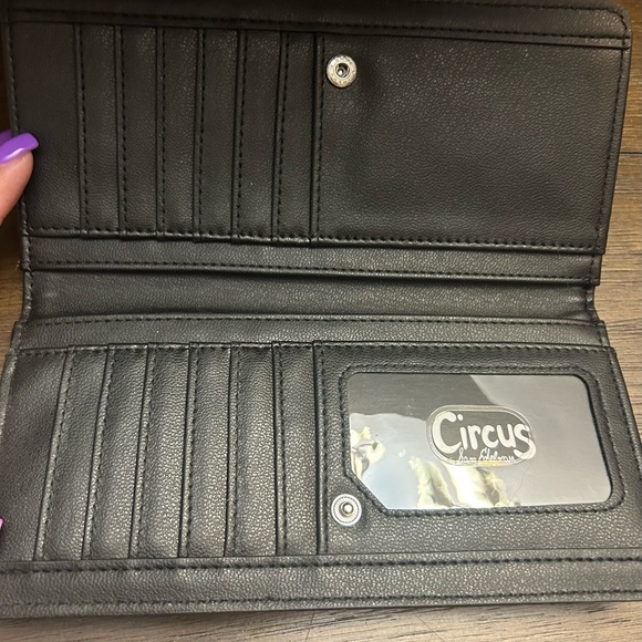 Circus by Sam Edelman wallet - Picture 3 of 3